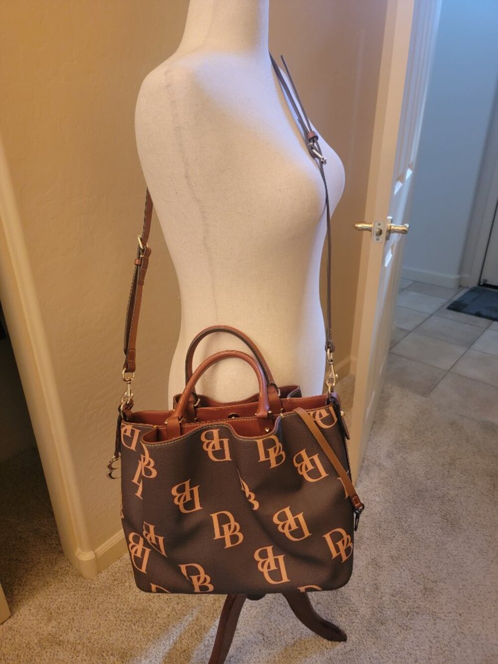 EUC! Dooney & Bourke Signature Monogram Satchel Crossbody Brown/Tan Leather Trim